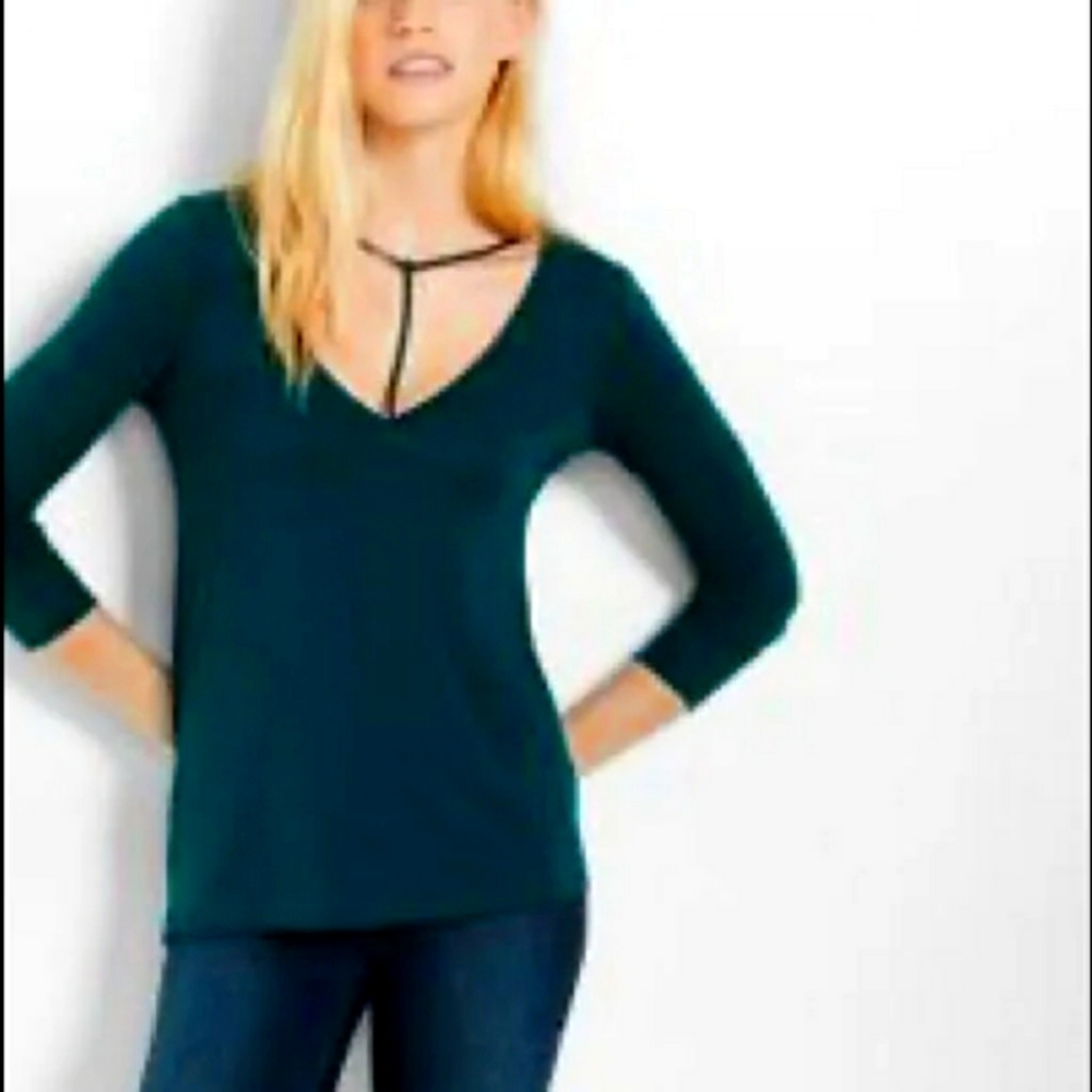 3/$15 Express V-neck